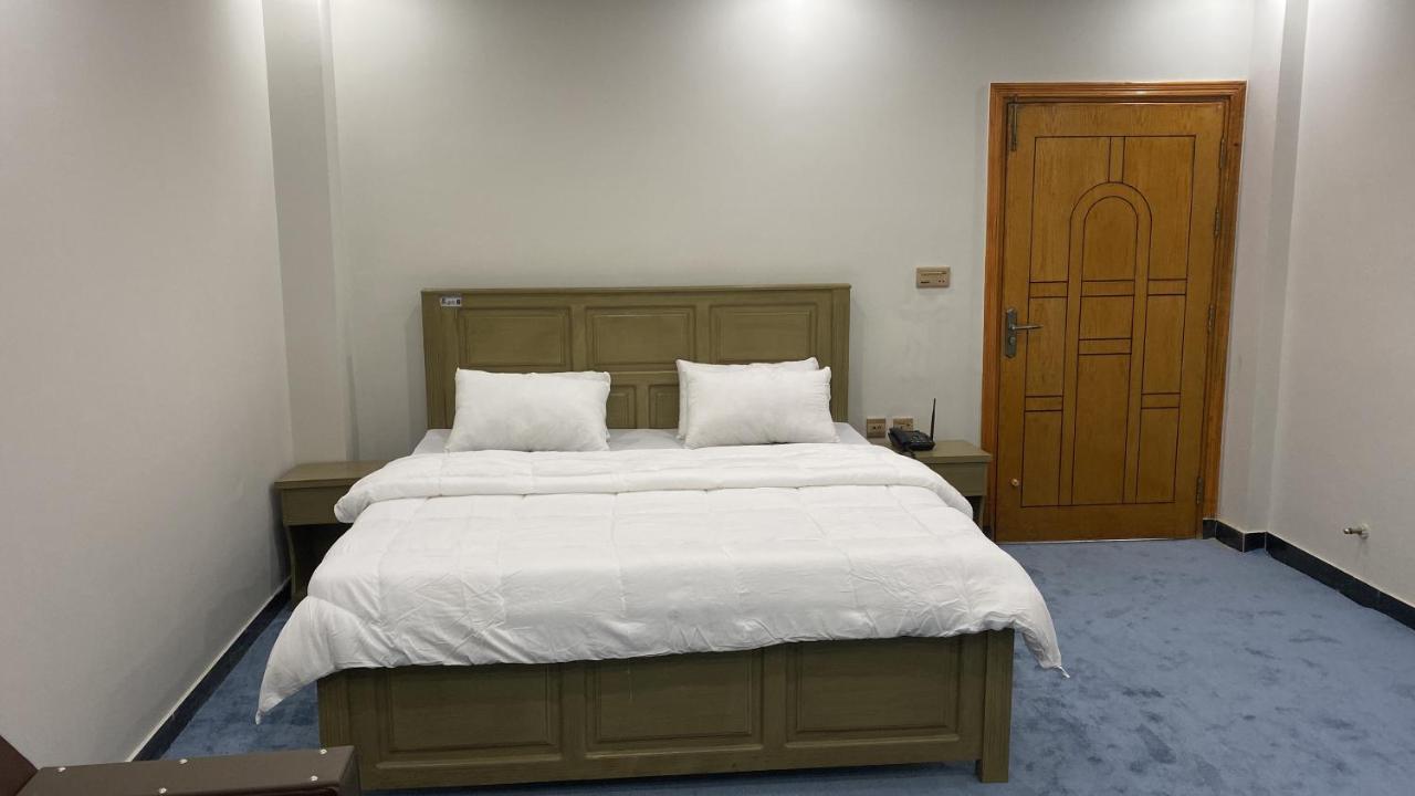 River Garden Hotel And Resort Naran Luaran gambar