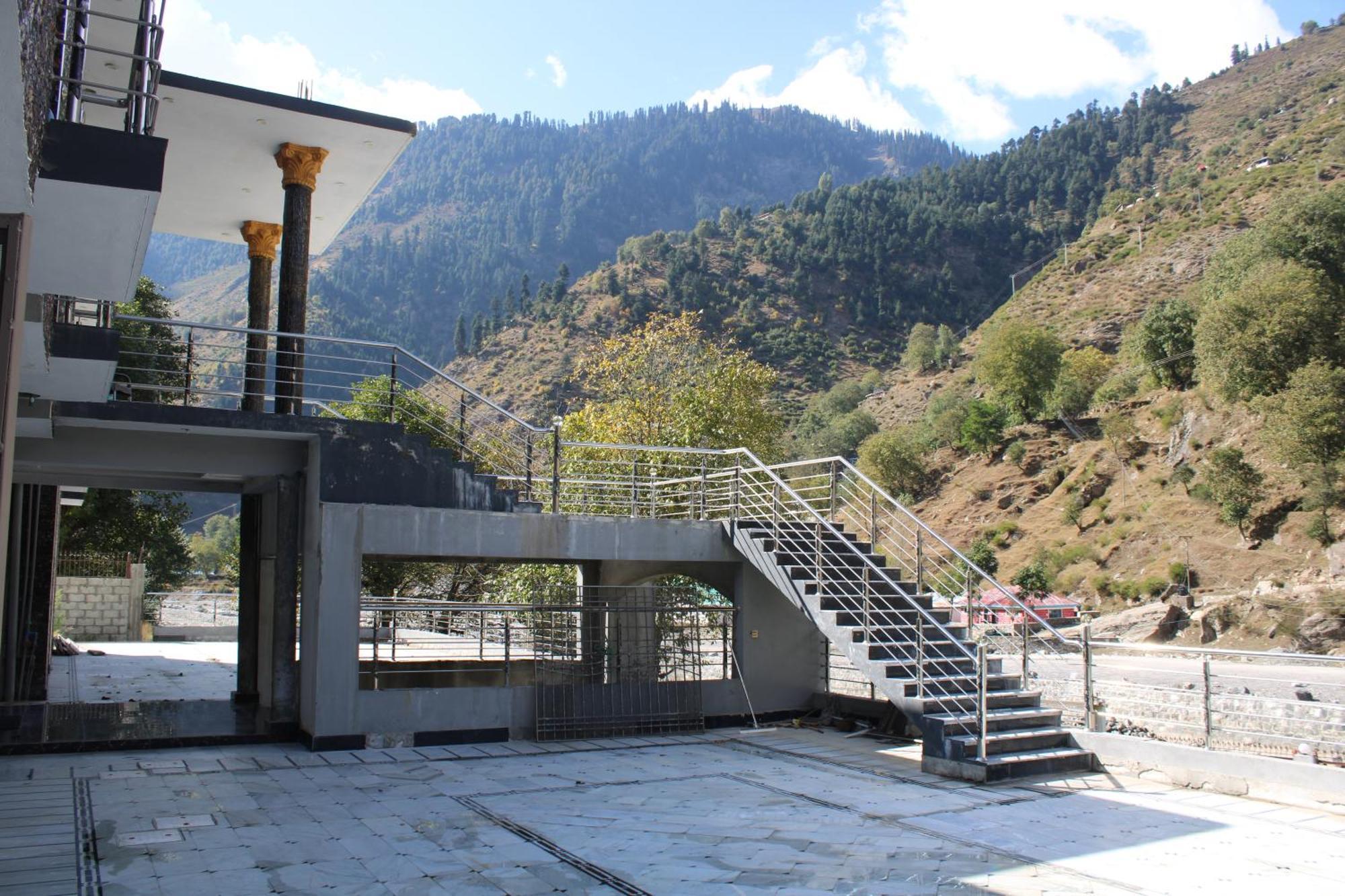 River Garden Hotel And Resort Naran Luaran gambar