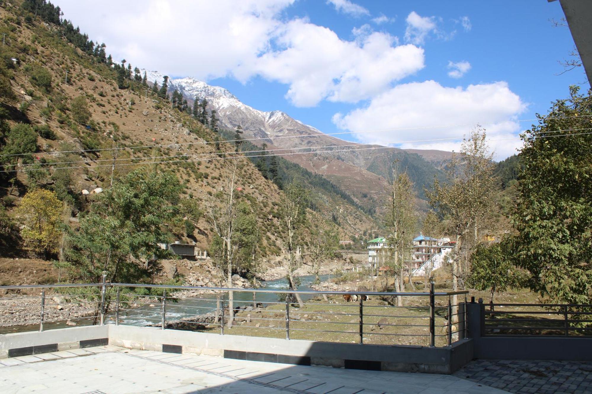 River Garden Hotel And Resort Naran Luaran gambar